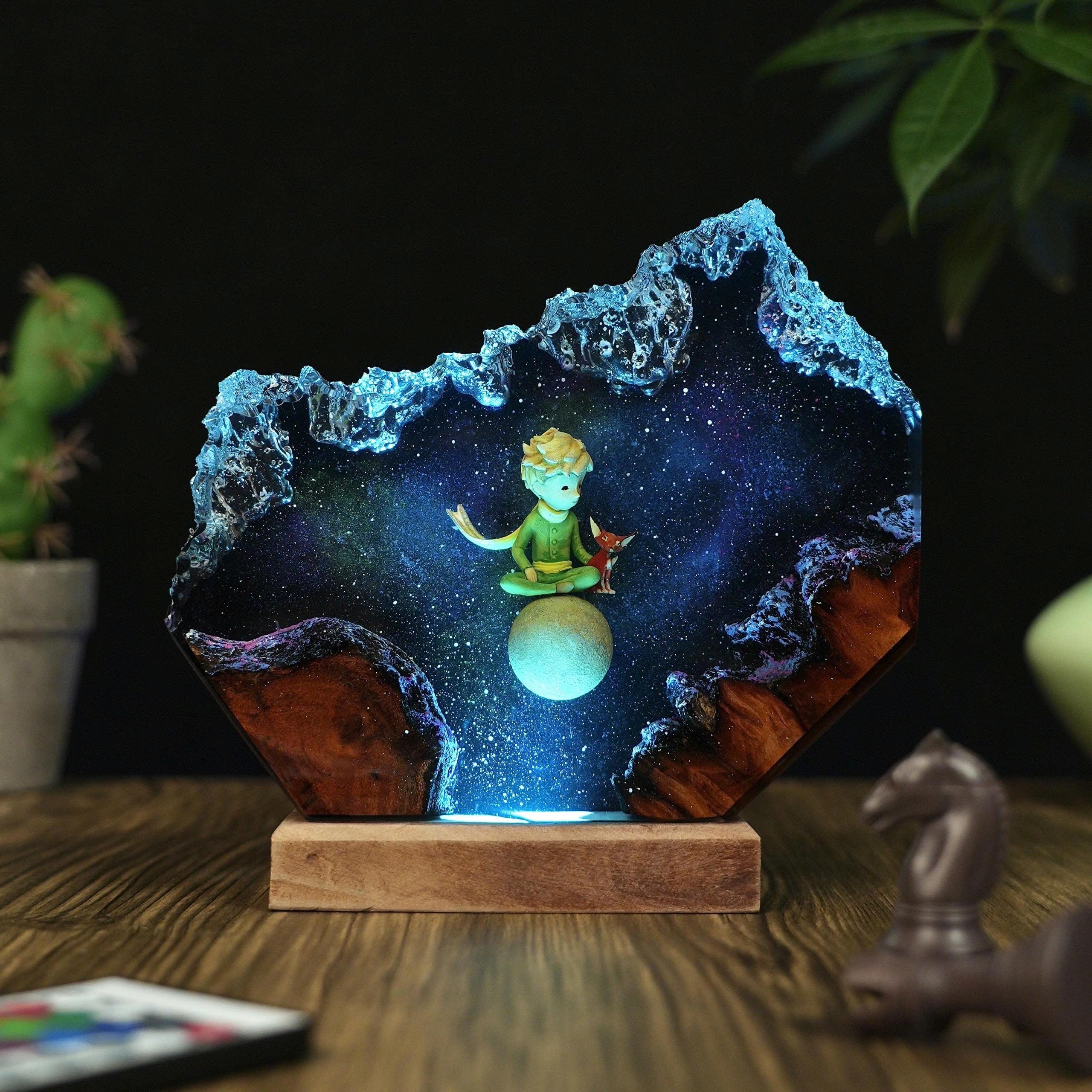 台付　エビ　魚　化石　鉱石　希少　インテリア 手作りの星の王子さまギャラクシーエポキシランプ - 星空とキツネの