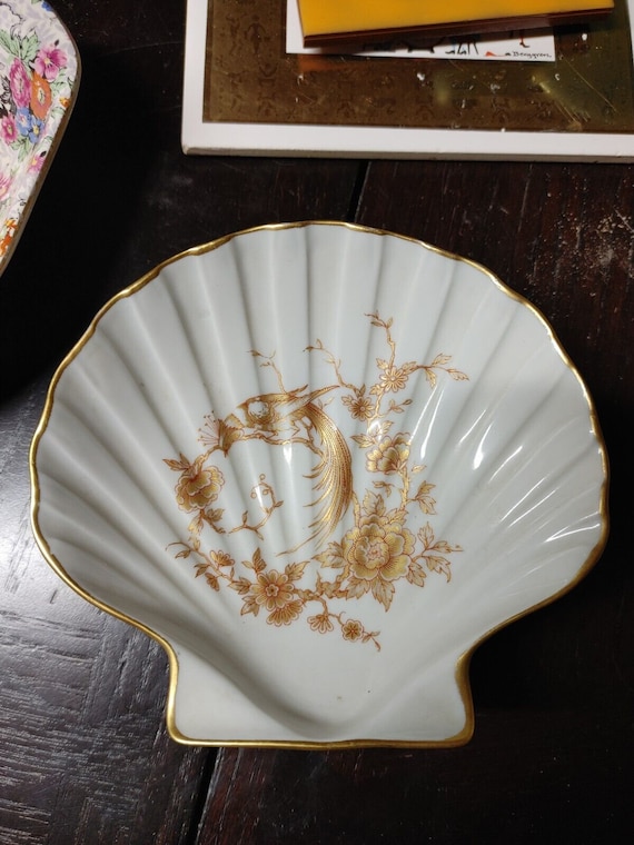 Scallop shell trinket dish Gem