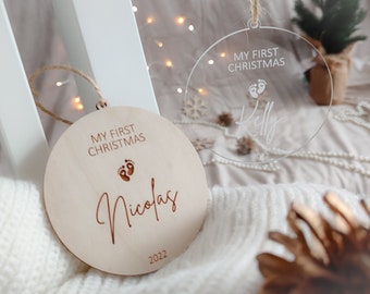 Bauble per il bambino primo Natale con nome / Ciondolo albero di Natale in legno / Regalo personalizzato bambino da Babbo Natale / Souvenir in legno dalle vacanze