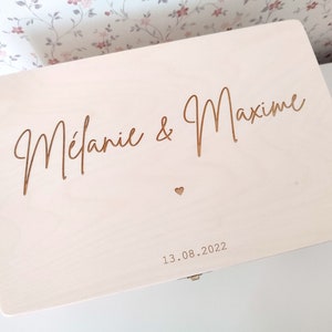 Personalized box for the bride and groom | Chest for wedding souvenirs | Anniversary gift for husband or wife | Storage of party trinkets