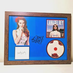 Lana Del Rey &quot; Born to Die &quot; signed Framed CD / Wall Display