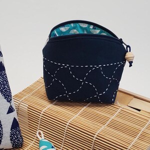 Petite pochette à zip, Pochette brodée et doublée, Porte-monnaie