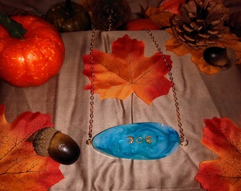 Triple moon pendant