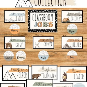 Puede incluir: Un tablero de tareas escolares con temática de aventura, con títulos como "Líder estudiantil" y "Saludador amable". Cada título va acompañado de una ilustración y un nombre. El diseño incorpora imágenes de montañas y bosques.