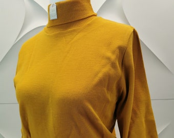 Original 60s knit sweater deadstock women's fine knit sweater size. S M NOS 70s vintage curry turtleneck turtleneck