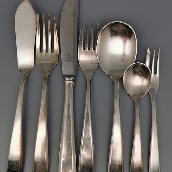 Vintage 1960s silver-plated cutlery, 83-piece menu set. 12 people everyday cutlery 100 silver plated including fish cutlery