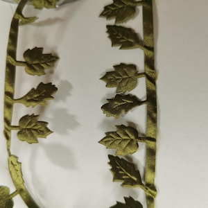 Decorative Ric Rac Leaf Trim ribbon braid gold silver holly vine 5mm wide per metre lengths sewing crafts diy projects polyester trimming bild 10