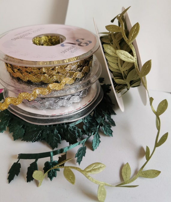 Decorative Ric Rac Leaf Trim ribbon braid gold silver holly vine 5mm wide per metre lengths sewing crafts diy projects polyester trimming