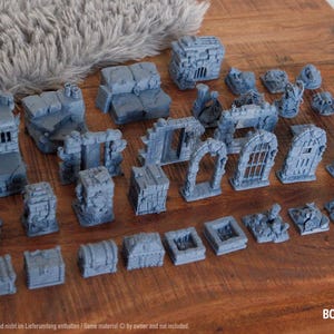 HeroQuest miniatures stairs, secret door, blocked field (pillar), falling blocks and pitfall.