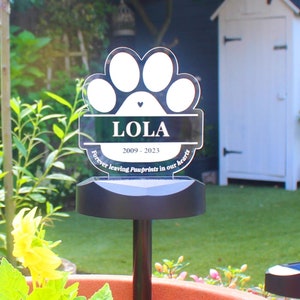 Personalised Pet Memorial Outdoor Solar Light | Memorial Garden Decor imagem 2