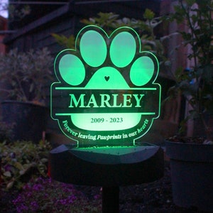 Personalised Pet Memorial Outdoor Solar Light | Memorial Garden Decor imagem 4