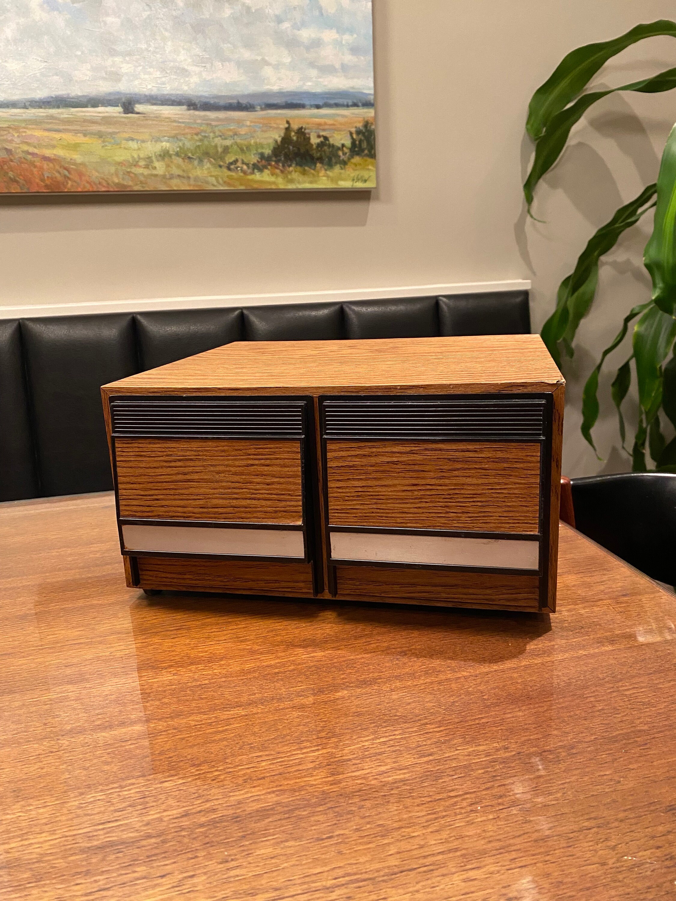 Compact disc digital audio CD収納ボックスビンテージ Vintage 40 CD Compact Disc Storage Box Two Drawers Case Faux Wood