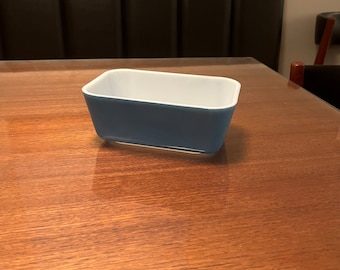 Vintage PYREX Primäre Blaue Türkis Kühlschrank Schale 502 ohne Deckel in der Nähe von MINT