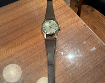 Vintage 28” oversized watch clock / vintage jumbo 28” watch clock / vintage 28” watch clock