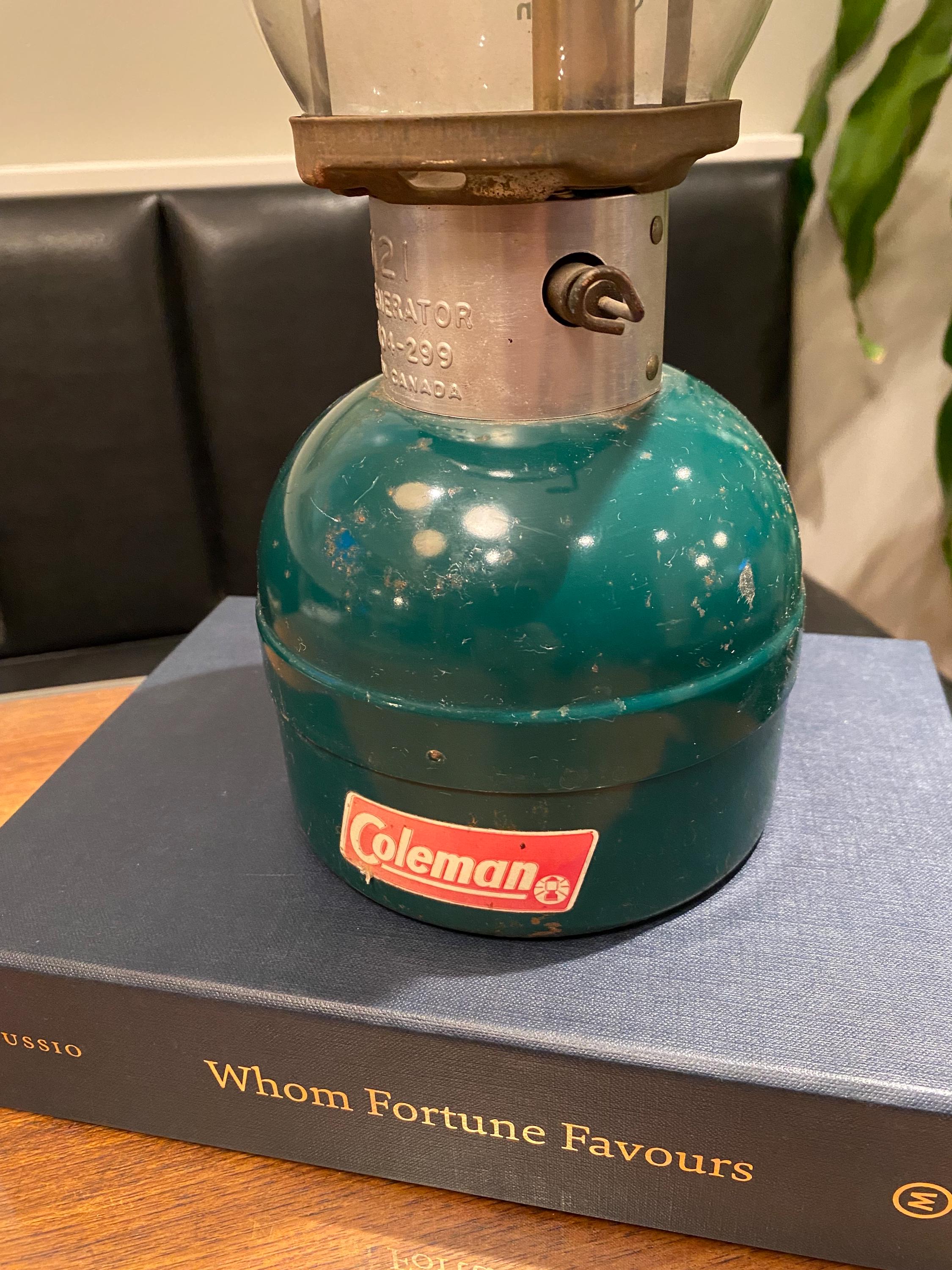 Vintage Green Coleman 5121 Lantern / Coleman 5121 Lantern