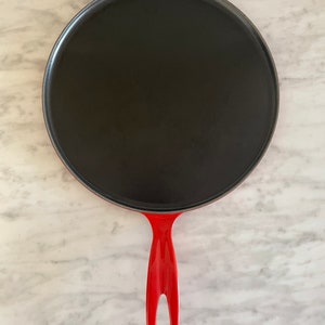 Le Creuset Cast Iron Crepe Pan/ Skillet 27 