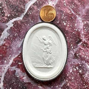 P302 Erzengel Michael Kamee Gipsabdruck Intaglio