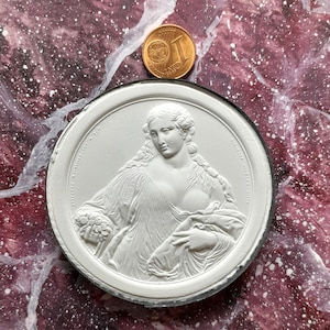 P206 Flora nach Tizian Intaglio Kamee Gipsabdruck Abformung aus der Kollektion