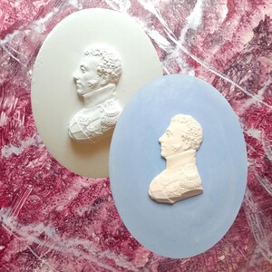 Louis Philippe, Charles 10th. Portrait medallion Worthies, plaster relief oval Wedgwood blue and white