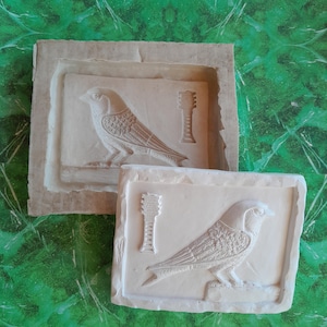 Silicone mold Intaglio Gemme Cameo casting mold Egypt symbol bird DIY casting plaster cast crafting