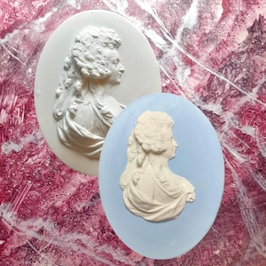 Marie Antoinette Portrait Medaillon Worthies, Gipsrelief oval, Wedgwood blau und weiss