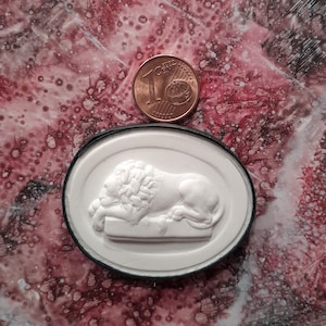 P223 liegender Löwe Kamee Gipsabdruck Intaglio