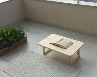 Low Foldable Pine Wood Desk: Japanese Style Breakfast Table