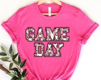 Game Day voetbalshirt, voetbalshirt, vrouwen voetbalshirt, game dag shirt, voetbal seizoen Tee, voetbalteam shirt, beste spel shirt,