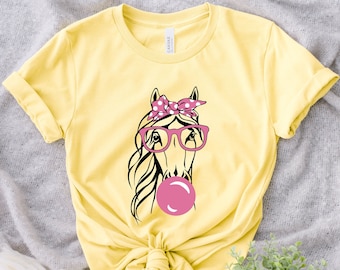 Camisa de burbuja de caballo, caballo con gafas rosas y camisa bandana, camisa de chica de granja, camiseta de mujer, camisa de dama de caballo, camiseta de caballo con gafas