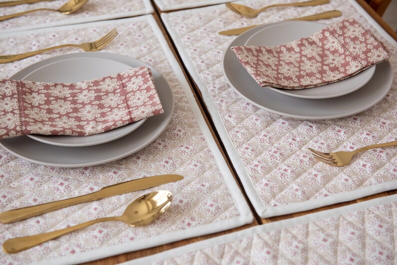 Thanksgiving Holiday Dining Block Print Placemats Quilted Placemats Set