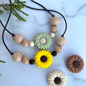Mom&#39;s Jewelry SIlicone Necklace| Fidget Fiddle Breastfeeding Nursing| Beaded Fashion Flower Wooden Necklace| Mother&#39;s Day Mommy Gift Baby