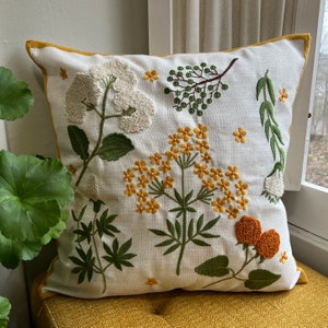 Spring Floral Embroidered Throw Pillow Cover, Wildflower Pillow, Boho Decor, Spring Decorating, Floral Pillowcase, Fits 18x18 20x20 inserts
