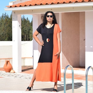 Long Wide Bicolor Midi-Dress with cuts up to the knee, Plus Size Dress with Pockets, Kimono Cap Sleeves and scoop neckline, Dress Eva