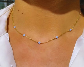 Kleine blauwe bloemketting voor dames - Goudkleurige schattige hanger - Ketting Trendy Vrouw - Verjaardagssieraden Bijoux Cadeau