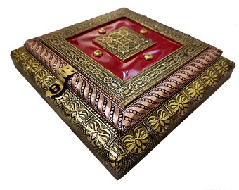 Dry Fruit Multipurpose Box with Lid for Table Decor with Berber Beading Jewelry Dry Fruit Multipurpose Box with Lid for Table Decor with Berber Beading Jewelry
