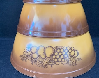 Pyrex vintage, set di ciotole per miscelazione Old Orchard, n. 401, 402 e 403