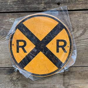 Cruce de ferrocarril, redondo, letrero de hojalata, 7.5", nuevo en caja