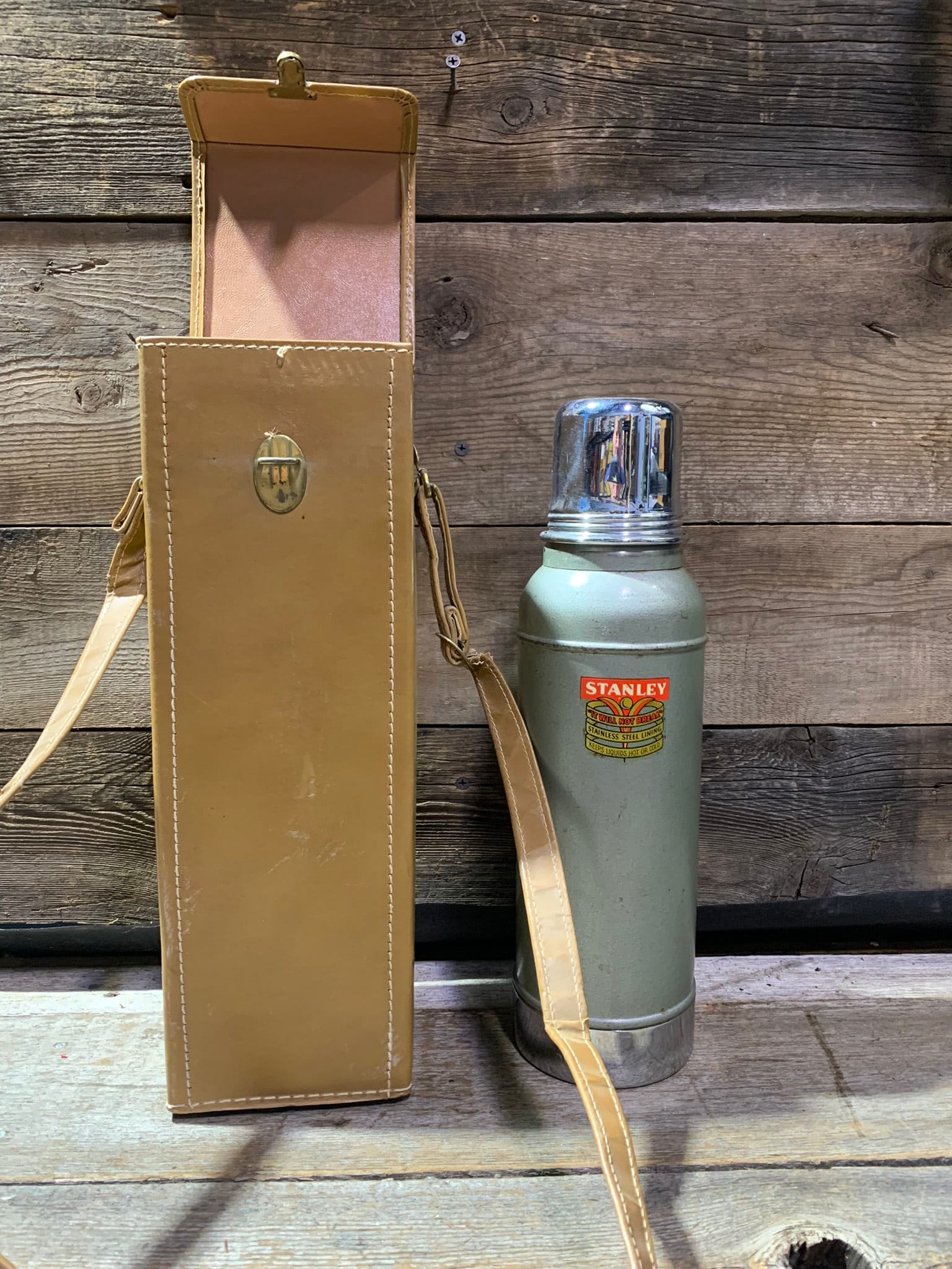 Vintage 1940s-50s Stanley, Super Vac, No. N944, Thermos with 