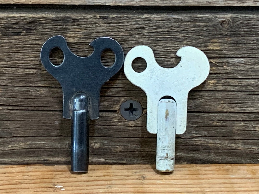 Vintage Mantle Clock Keys, Winding Keys, Set of 2 Etsy