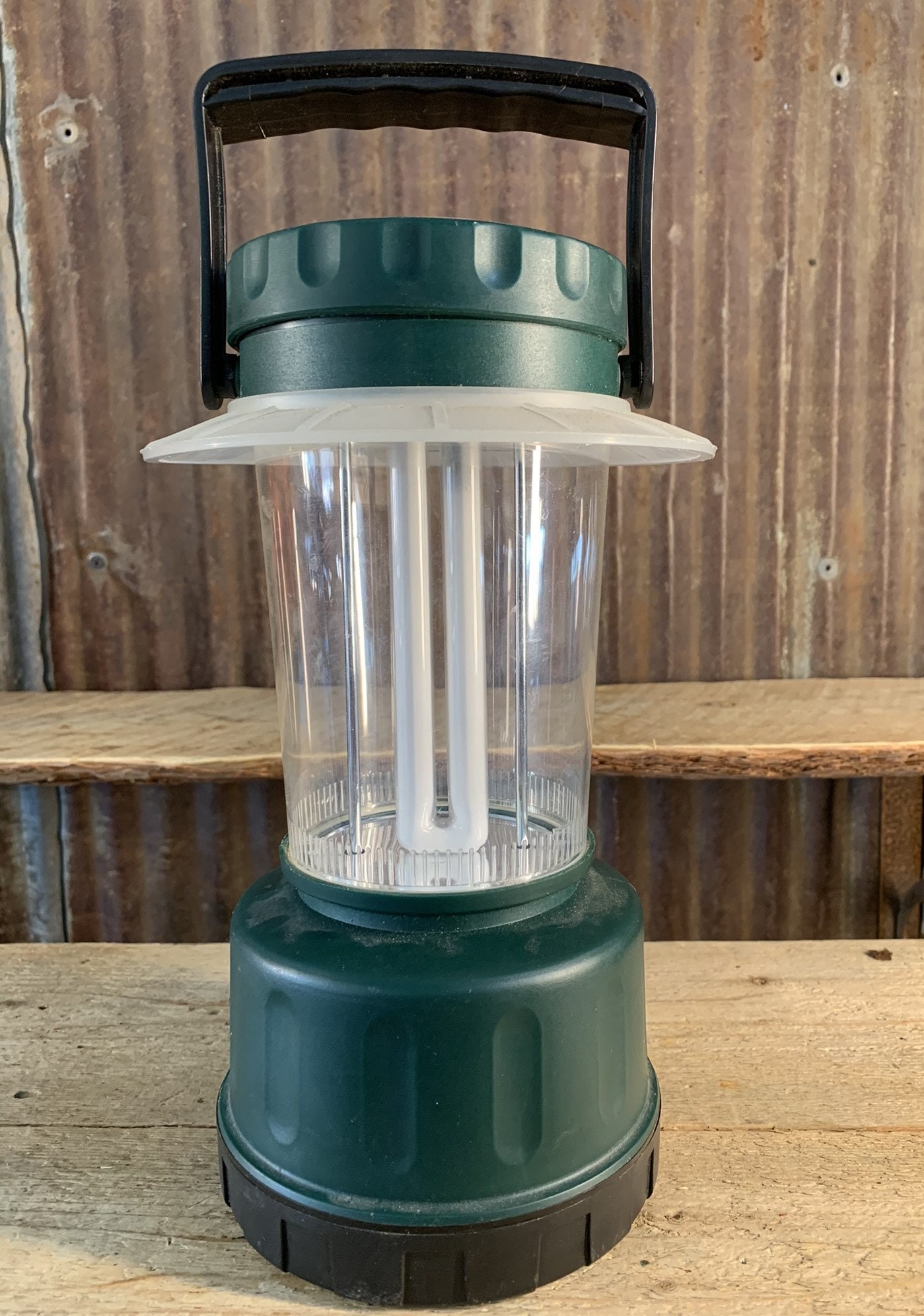 Ozark Trail Indoor/outdoor Electric Lantern T & W 