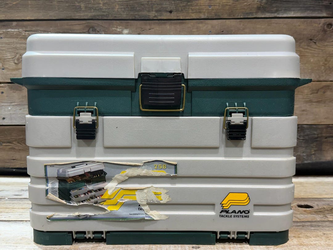 better than a plano 758 4-drawer tackle box Green Metallic/Silver ,One Size : Fishing Tackle Boxes : Sports & Outdoors Thanks to this tackle bags spacious under Plano Guide Series Stowaway Rack