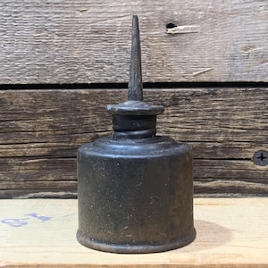 Early 1900s, Eagle, Machine Thumb Oiler, 3.5&quot;
