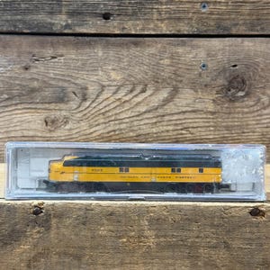 Life-Like Trains, No. 7006, N E7 Locomotive, A-Unit, CNW #5010B, N Scale, In Case
