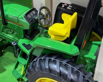 ERTL, John Deere 6200 MFWD Tractor, #5667, 1:16 Scale, Diecast