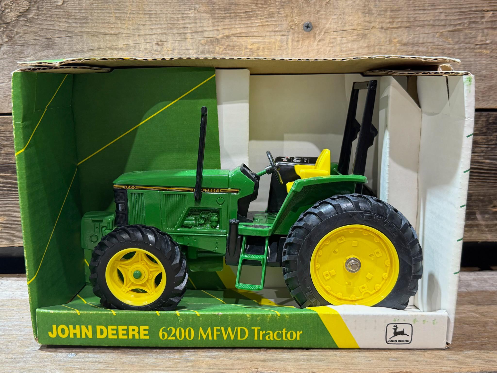 ERTL, John Deere 6200 MFWD Tractor, #5667, 1:16 Scale, Diecast