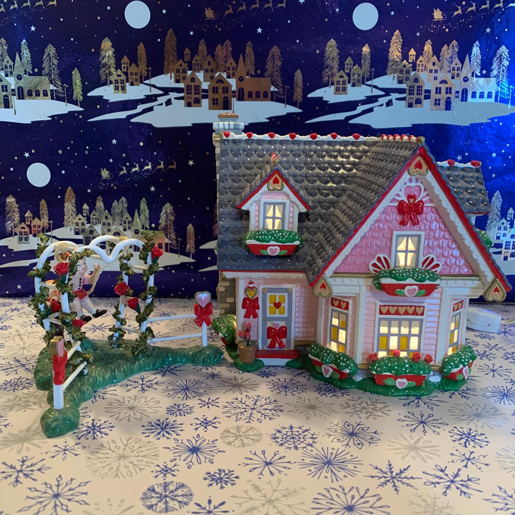 Department 56 Snow Village – Accessorio Viaggio A Chicago Con Ed, Villaggio Di Ceramica Dipinto A Mano - 2