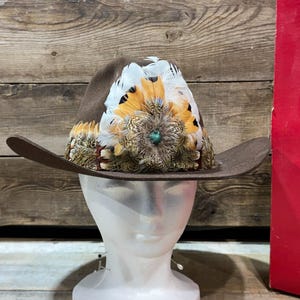 Chapeau Cowboy Taille 6 7/8 Chapeau De Cowboy Noir Castor Serratelli 5X - Taille 6 7/8 - Bord Ovale 4 - Occasion Chapeau Castor 5X Noir