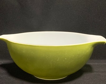 Vintage Pyrex, Verde Green Cinderella Mixing Bowl, No. 443, 2.5 QT.