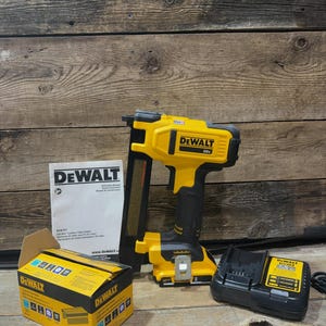 DeWalt, DCN701 Cable Stapler, Type 1, 20V Max, with Battery & Charger, In Case