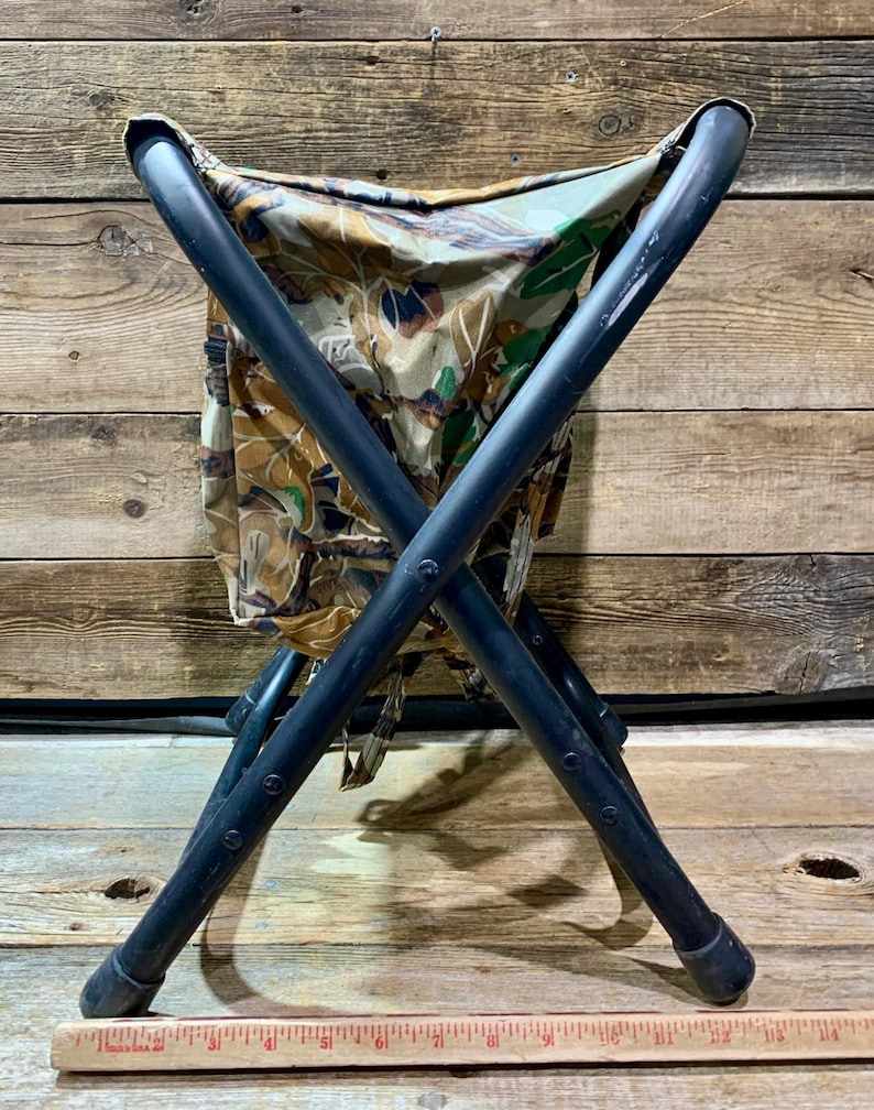Portable Hunting Stool, with Storage Bag, Mossy Oak Camo, 17.5" image 3